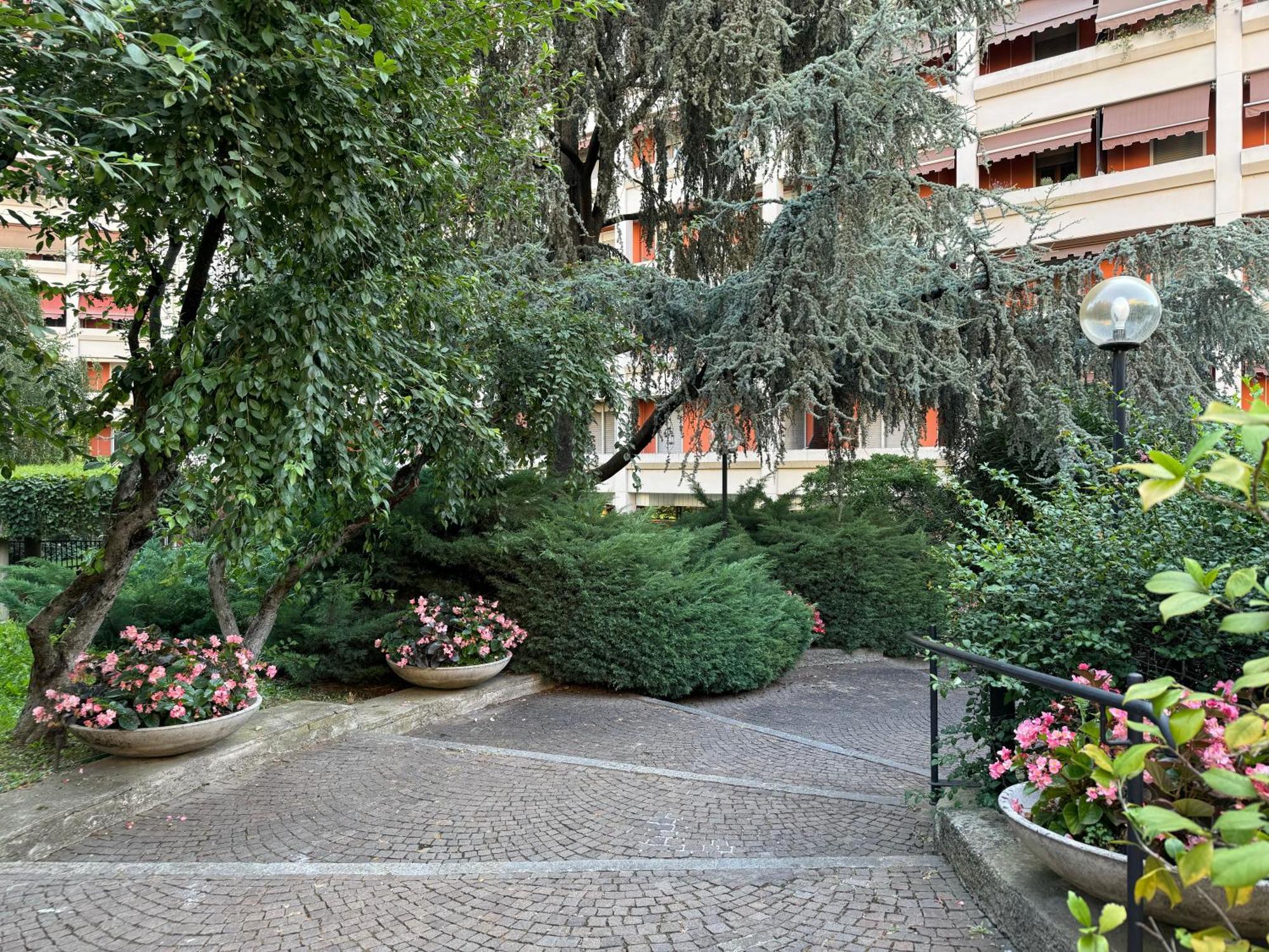 Home Stay And Relax In Milan Milão Exterior foto
